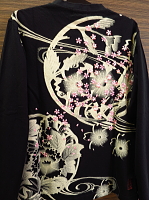 和柄Ｔシャツ　流水に桜